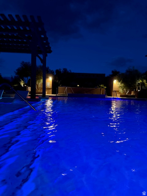 TAVA RESORT AT SANDHOLLOW - Residential