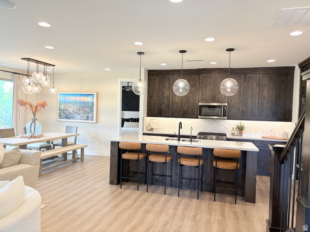 TAVA RESORT AT SANDHOLLOW - Residential