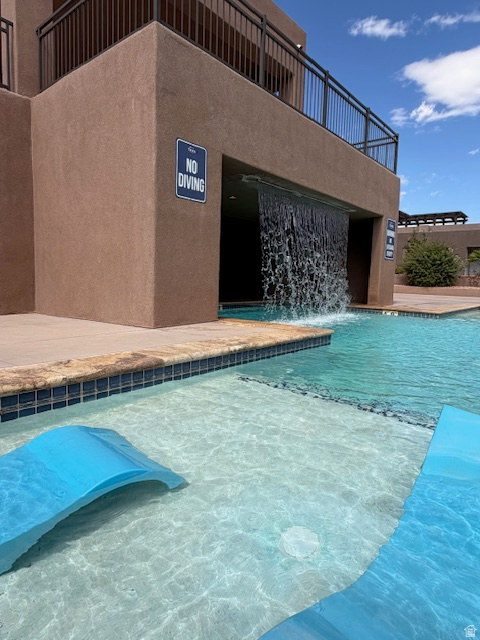 TAVA RESORT AT SANDHOLLOW - Residential