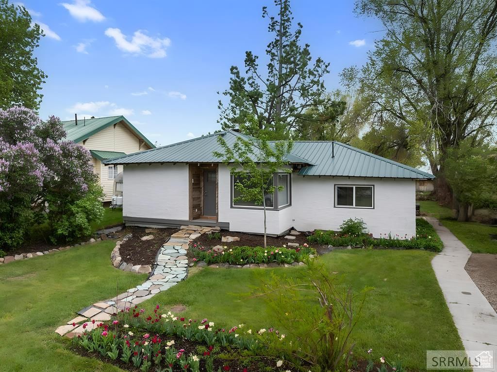 ROCK HOUTZ ADD - Residential