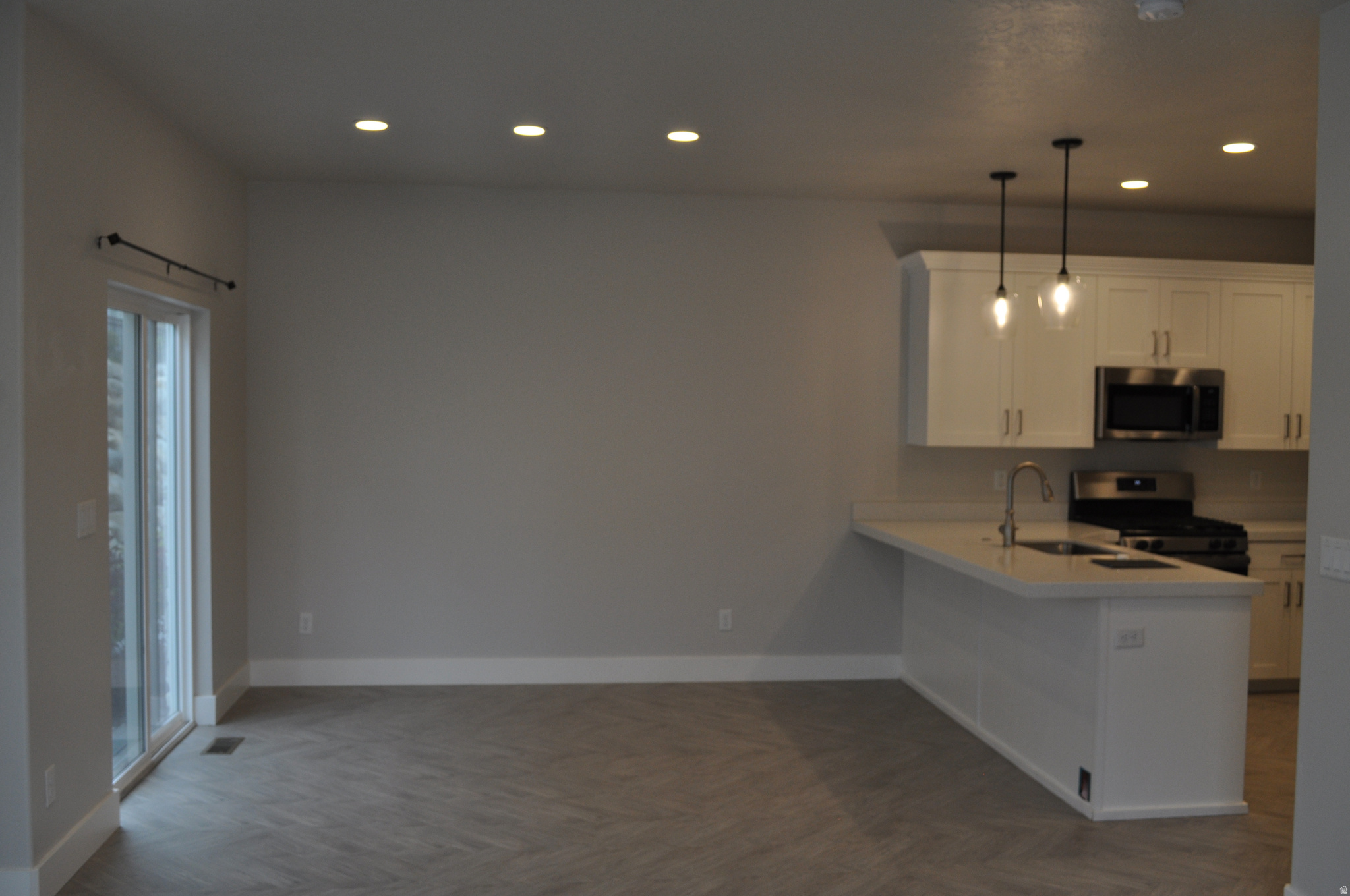 RIDGE - Residential