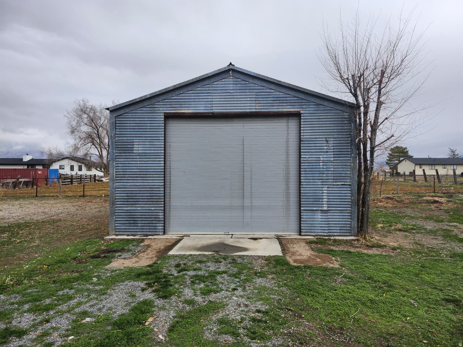 GOLDEN GARDENS SUB - Residential