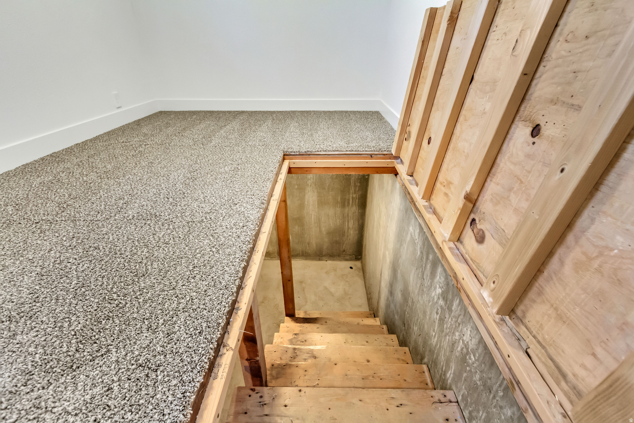 GOLDEN GARDENS SUB - Residential