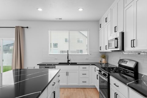 Tiny photo for 907 S 800 W, American Fork, UT 84003 (MLS # 2144698)
