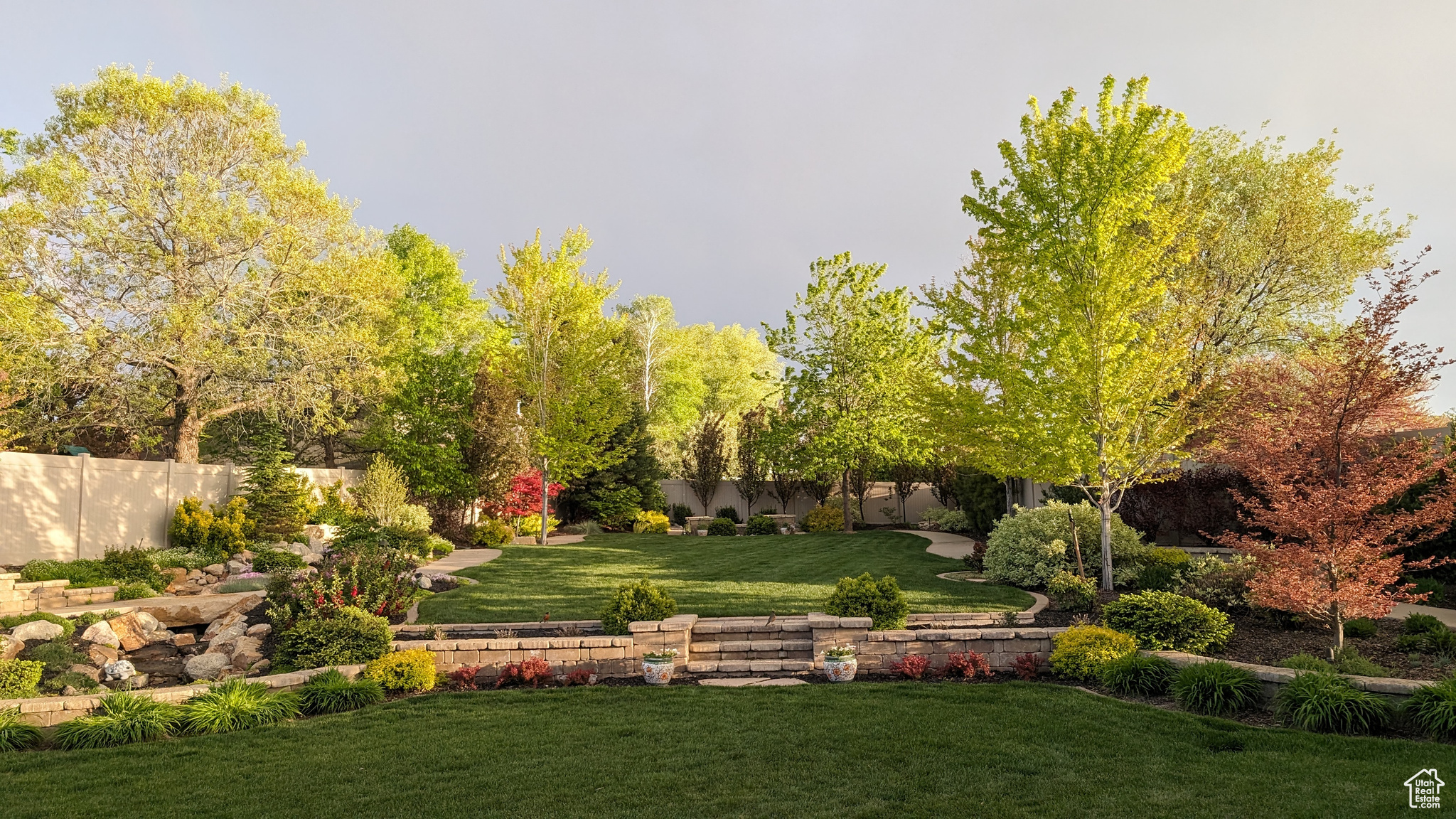 1193 W Groves Crest Dr, South Jordan, Utah image 2