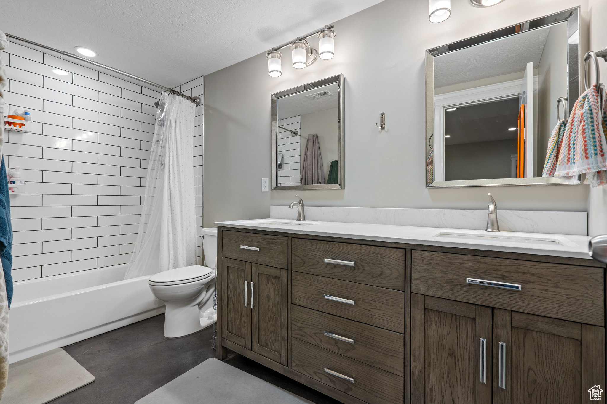 1193 W Groves Crest Dr, South Jordan, Utah image 46