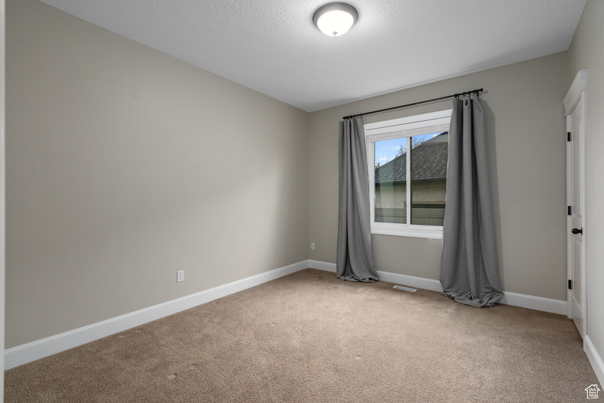 1193 W Groves Crest Dr, South Jordan, Utah image 24