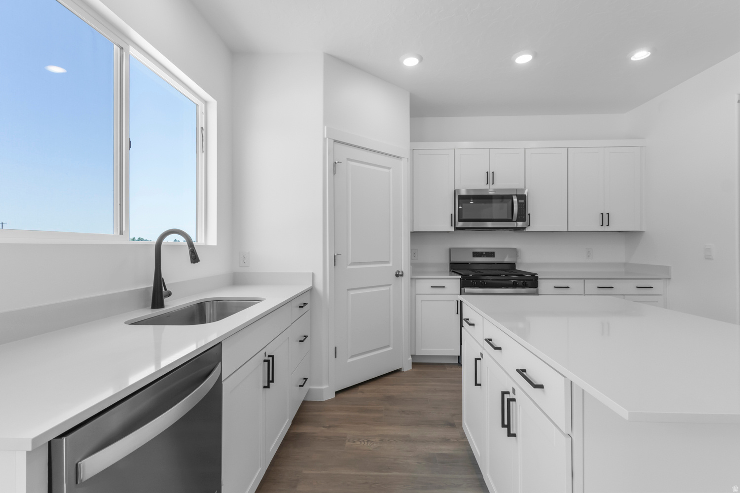 VIRIDIAN - Residential