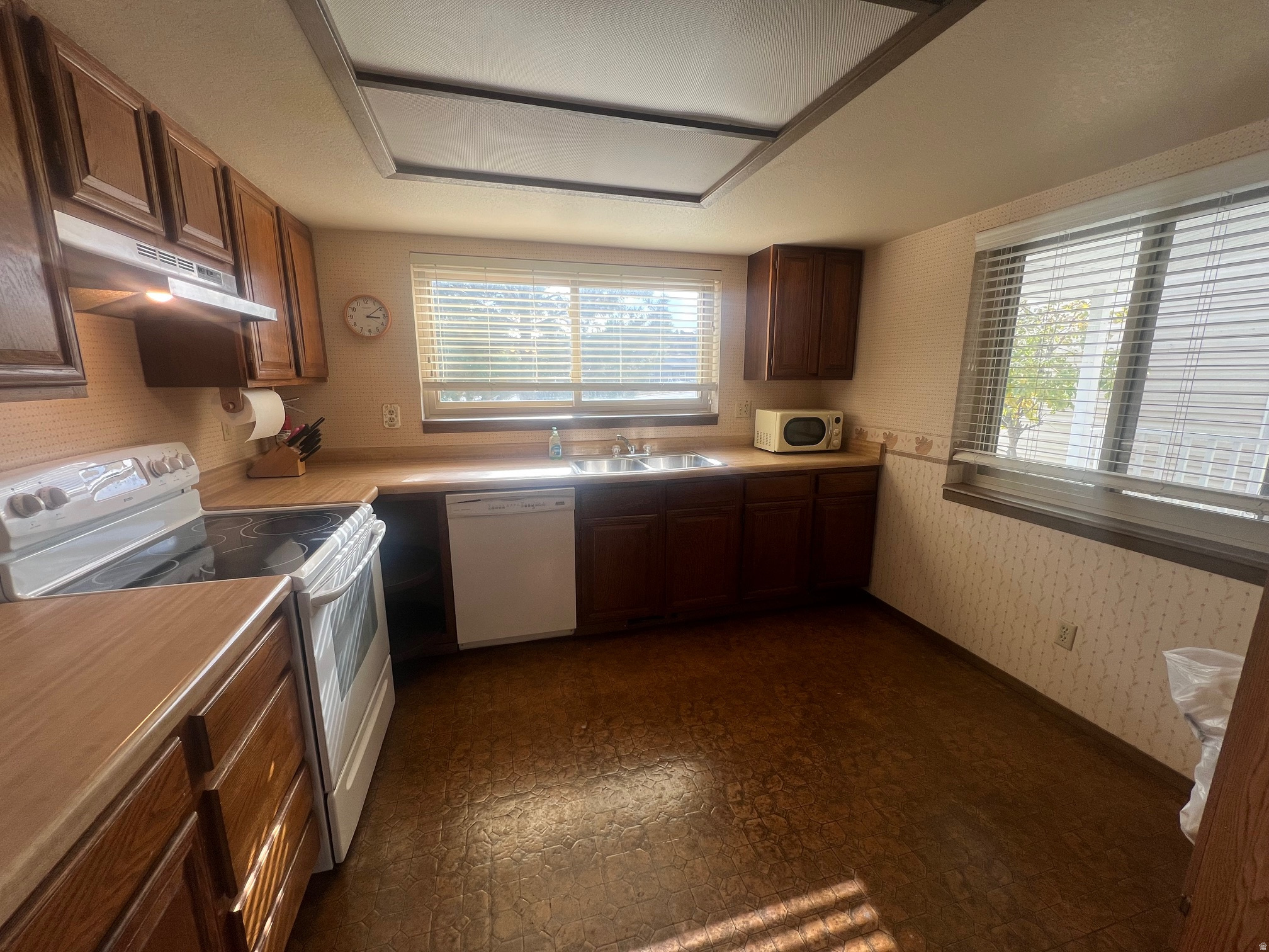 SPRING CANYON ESTATES - Residential