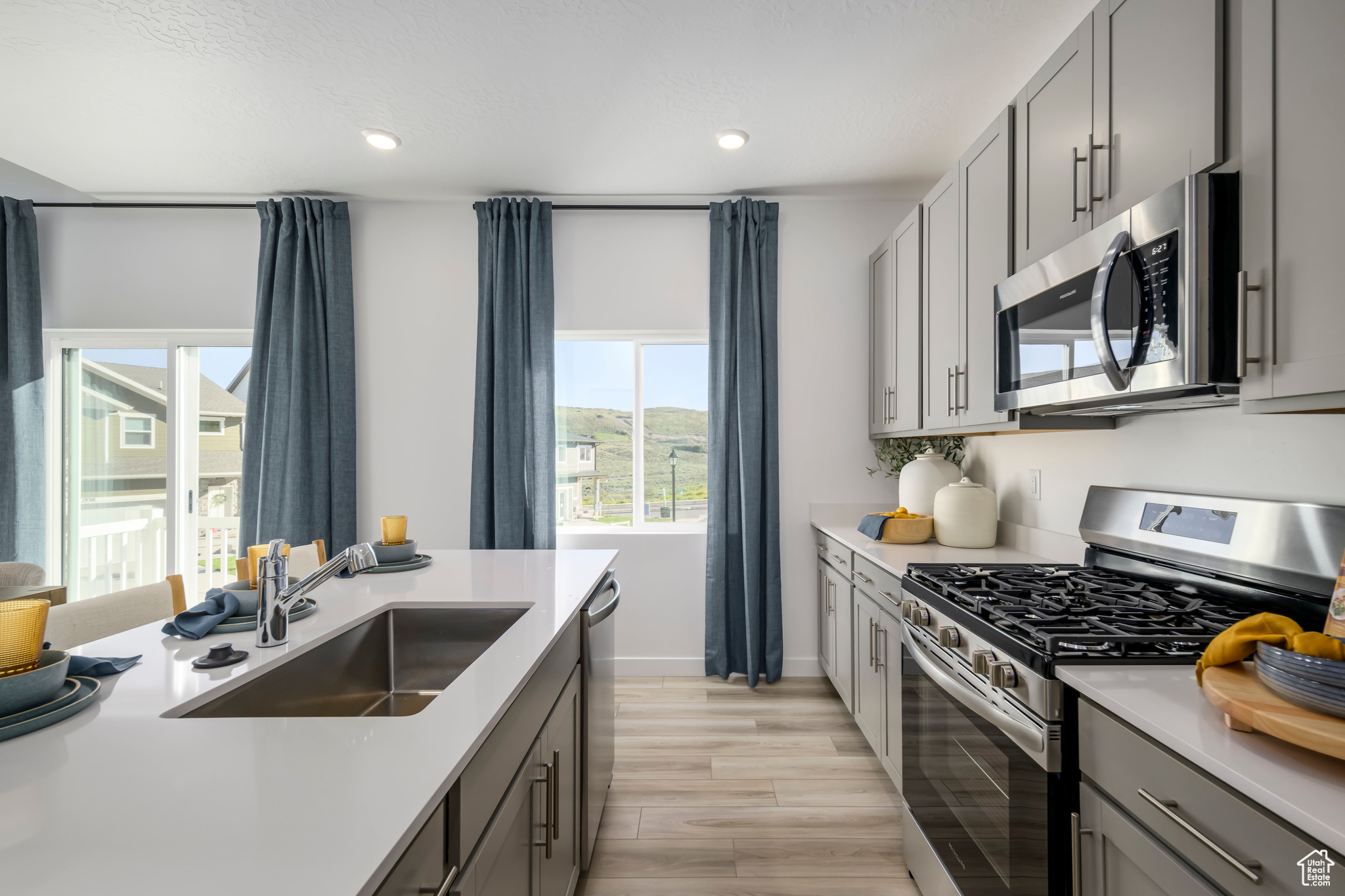 1437 W Royal Cloak Dr #1331, Saratoga Springs, Utah image 6