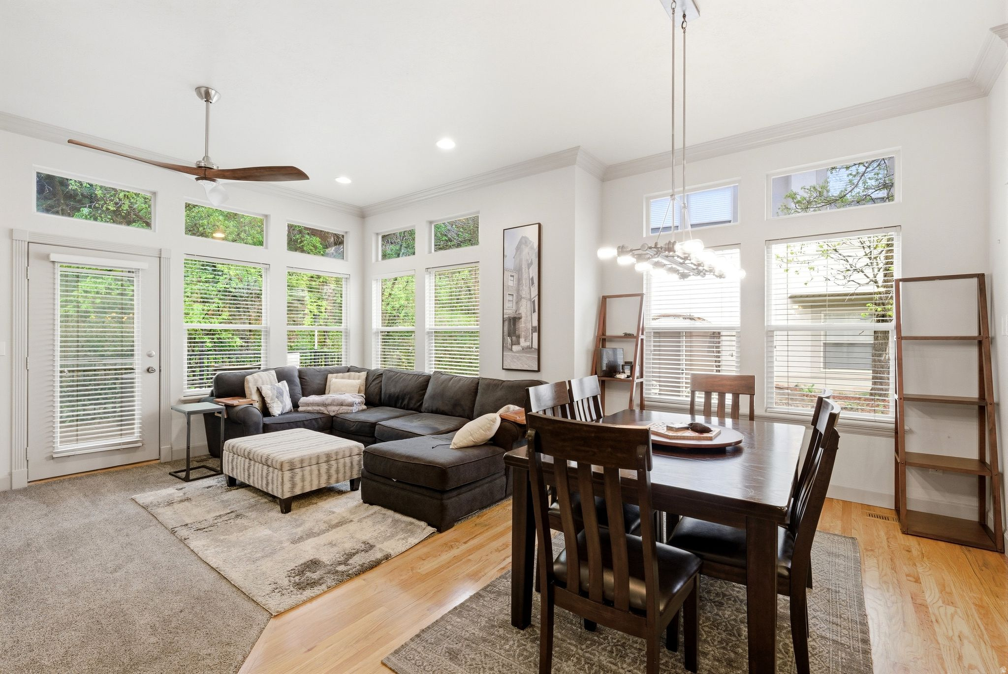 COUNTRY OAKS - Residential