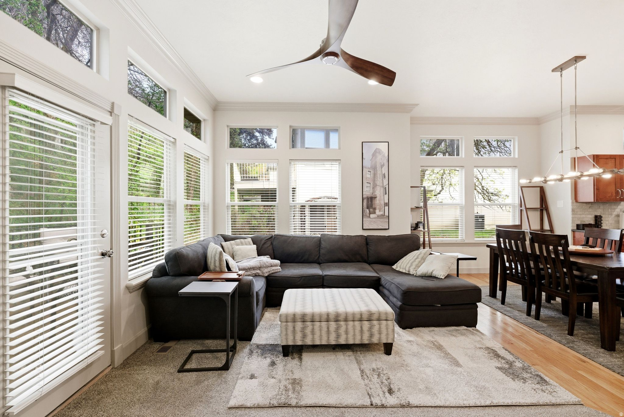 COUNTRY OAKS - Residential