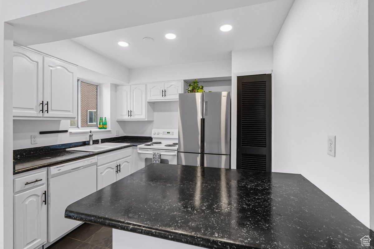 UNIVERSITY HEIGHTS - Residential