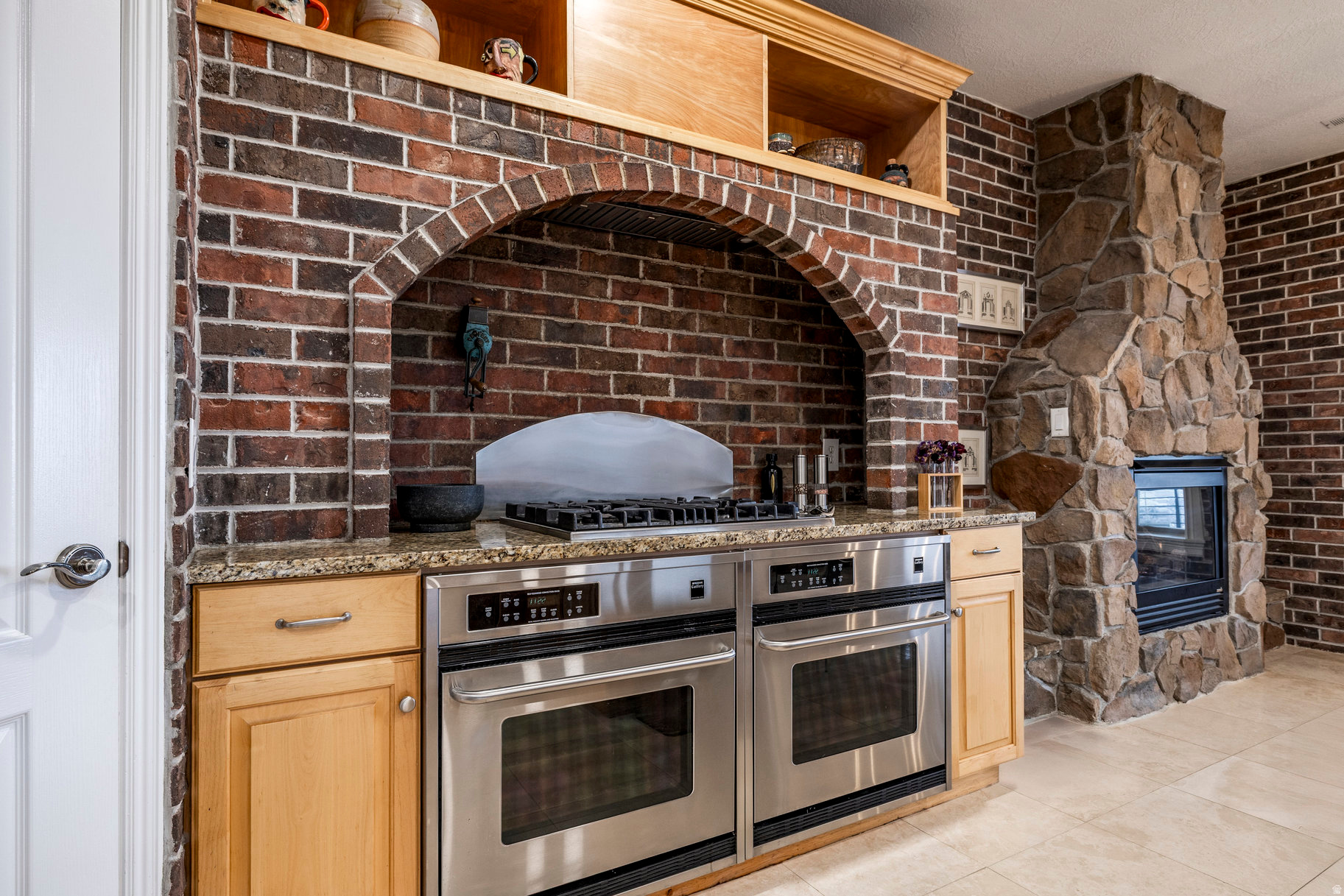 SUNSET HOLLOW - Residential