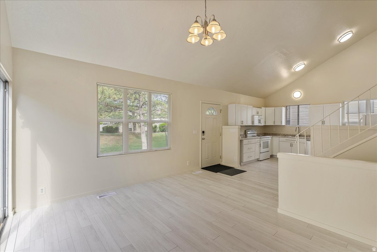 SUNNYBROOK PARK - Residential