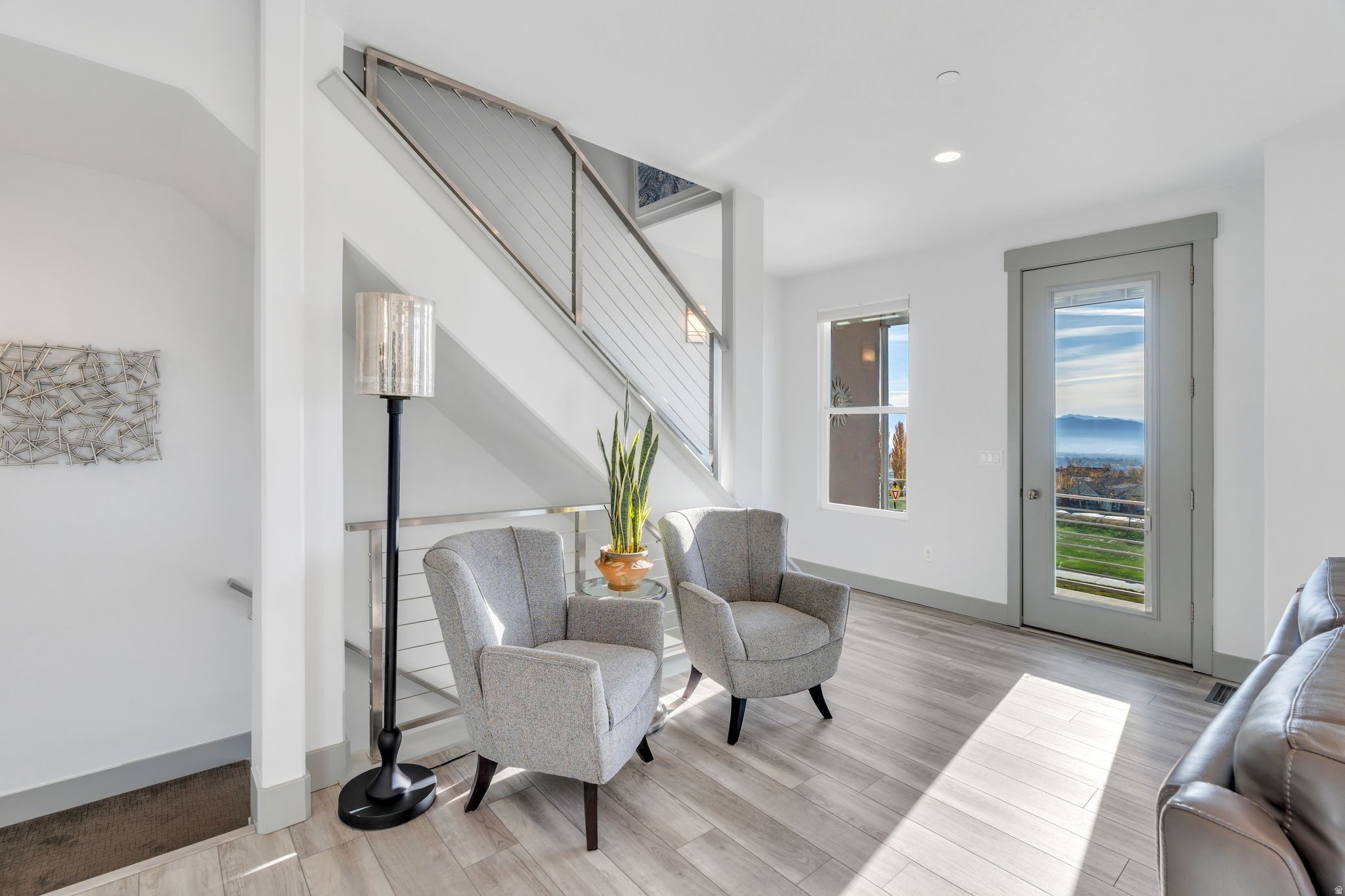 DAYBREAK - Residential