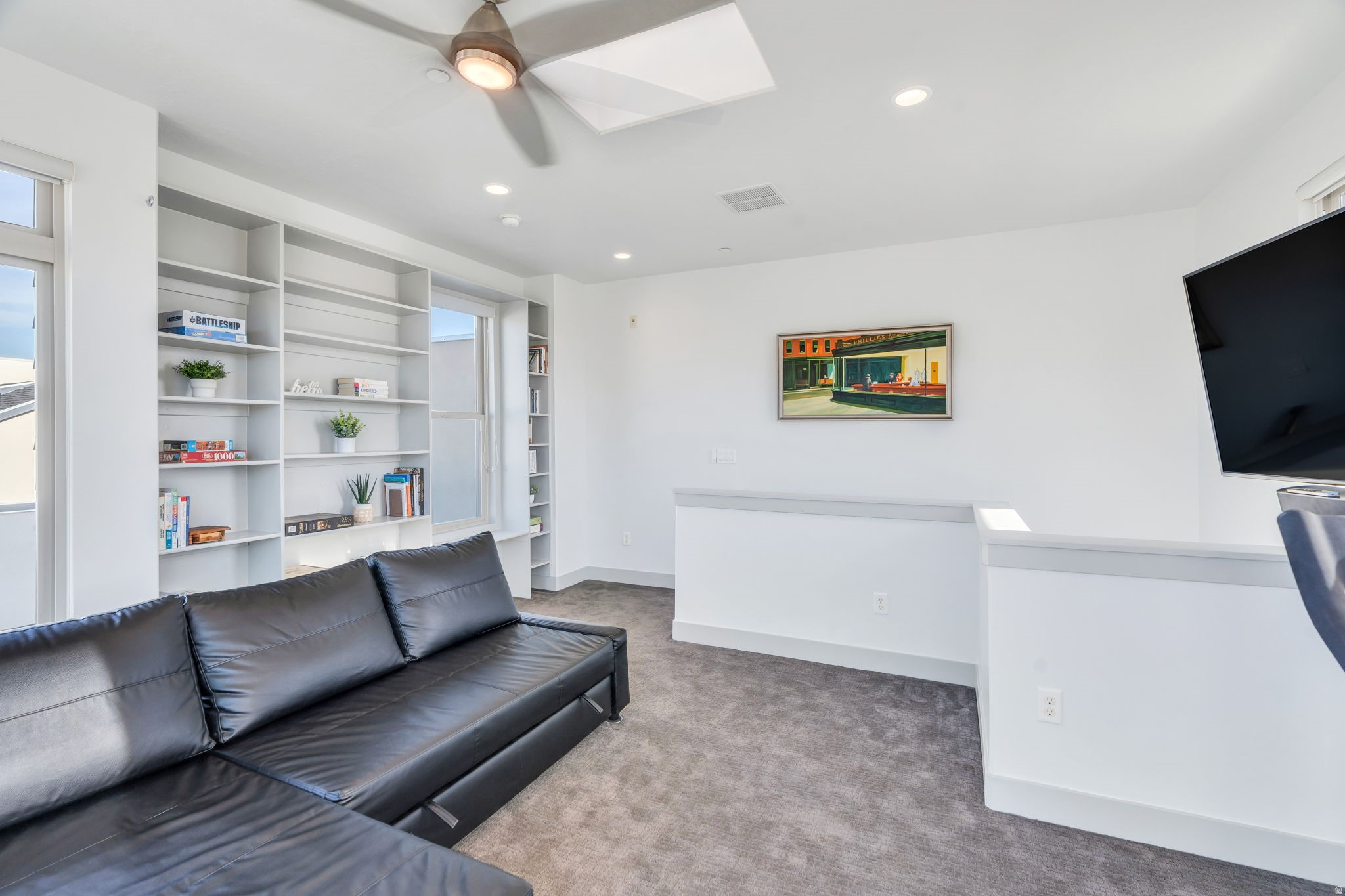 DAYBREAK - Residential