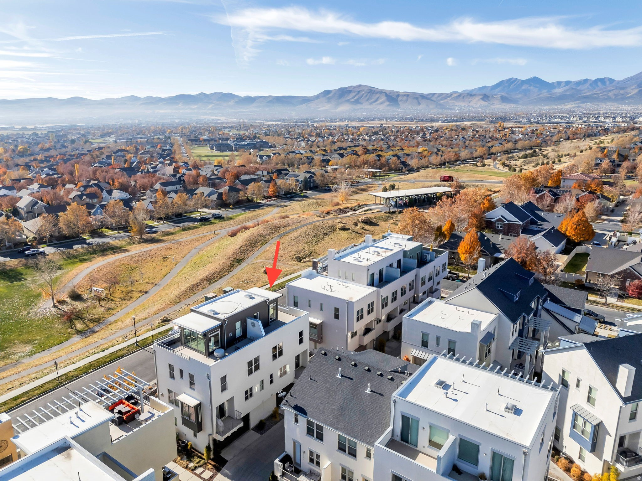 DAYBREAK - Residential