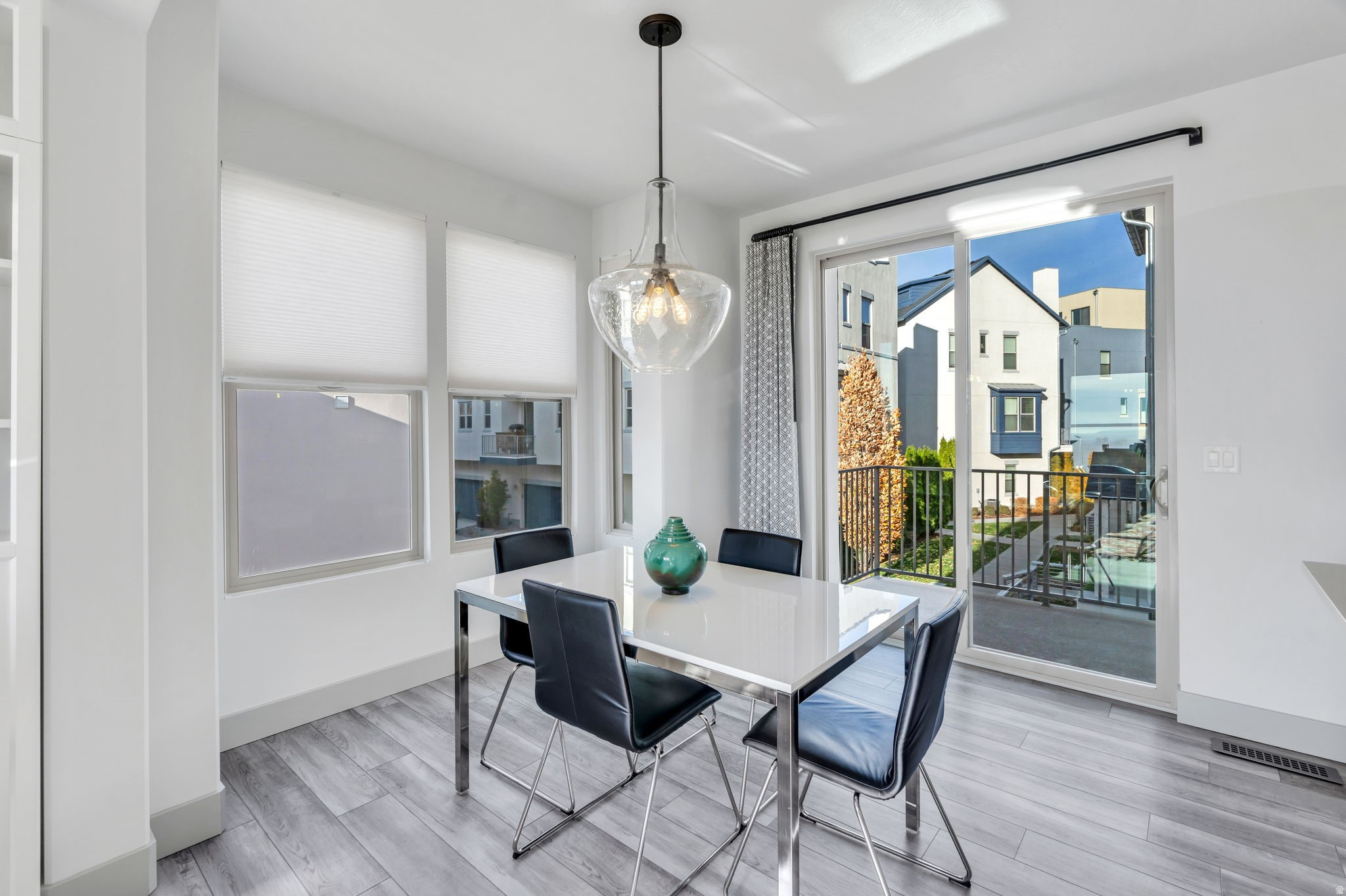 DAYBREAK - Residential