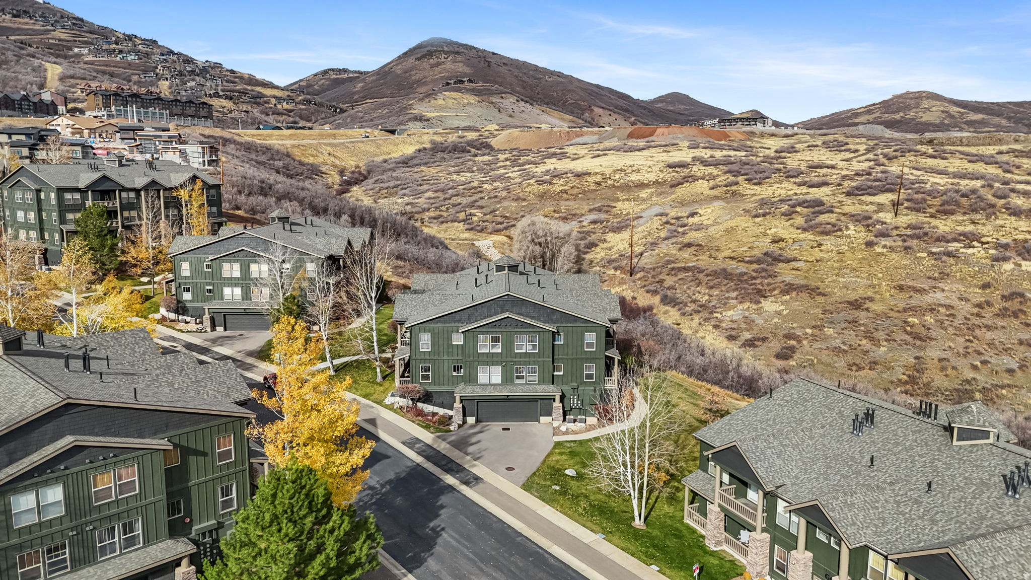 FOX BAY CONDOMINIUMS - Residential