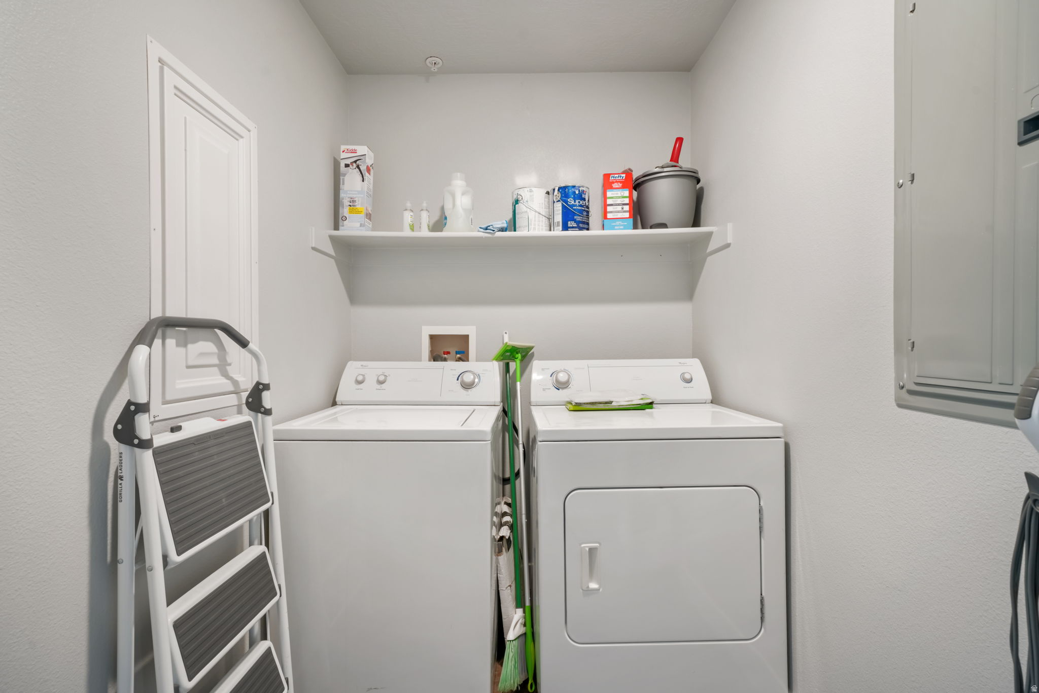 FOX BAY CONDOMINIUMS - Residential