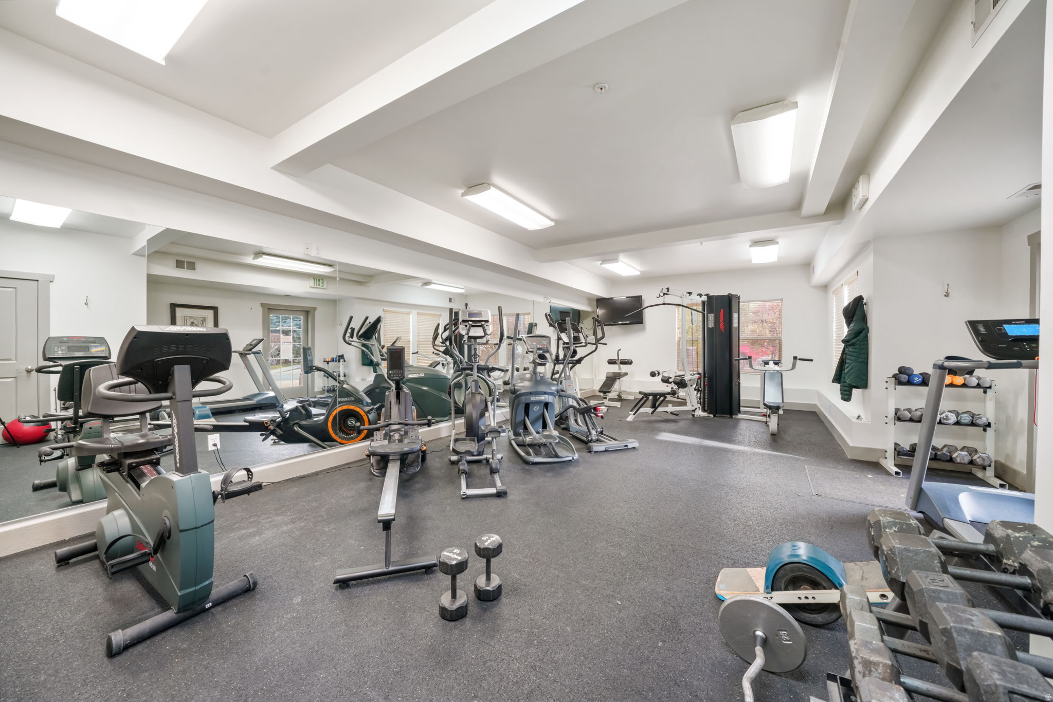 FOX BAY CONDOMINIUMS - Residential