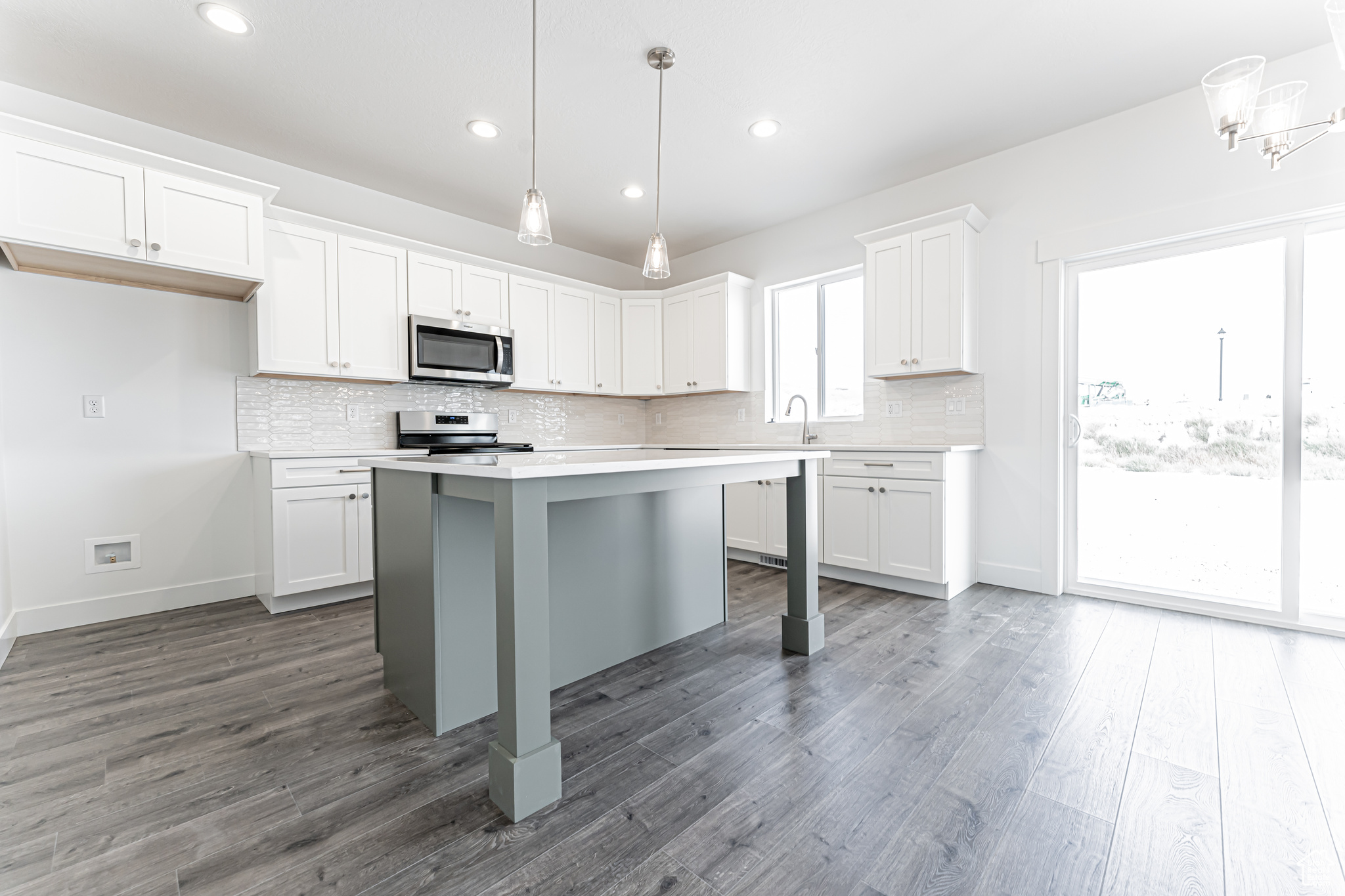 RIDGEHORNE - Residential