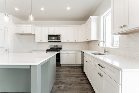 Tiny photo for 1536 W BOSEMAN WAY #629, Saratoga Springs, UT 84045 (MLS # 2095277)