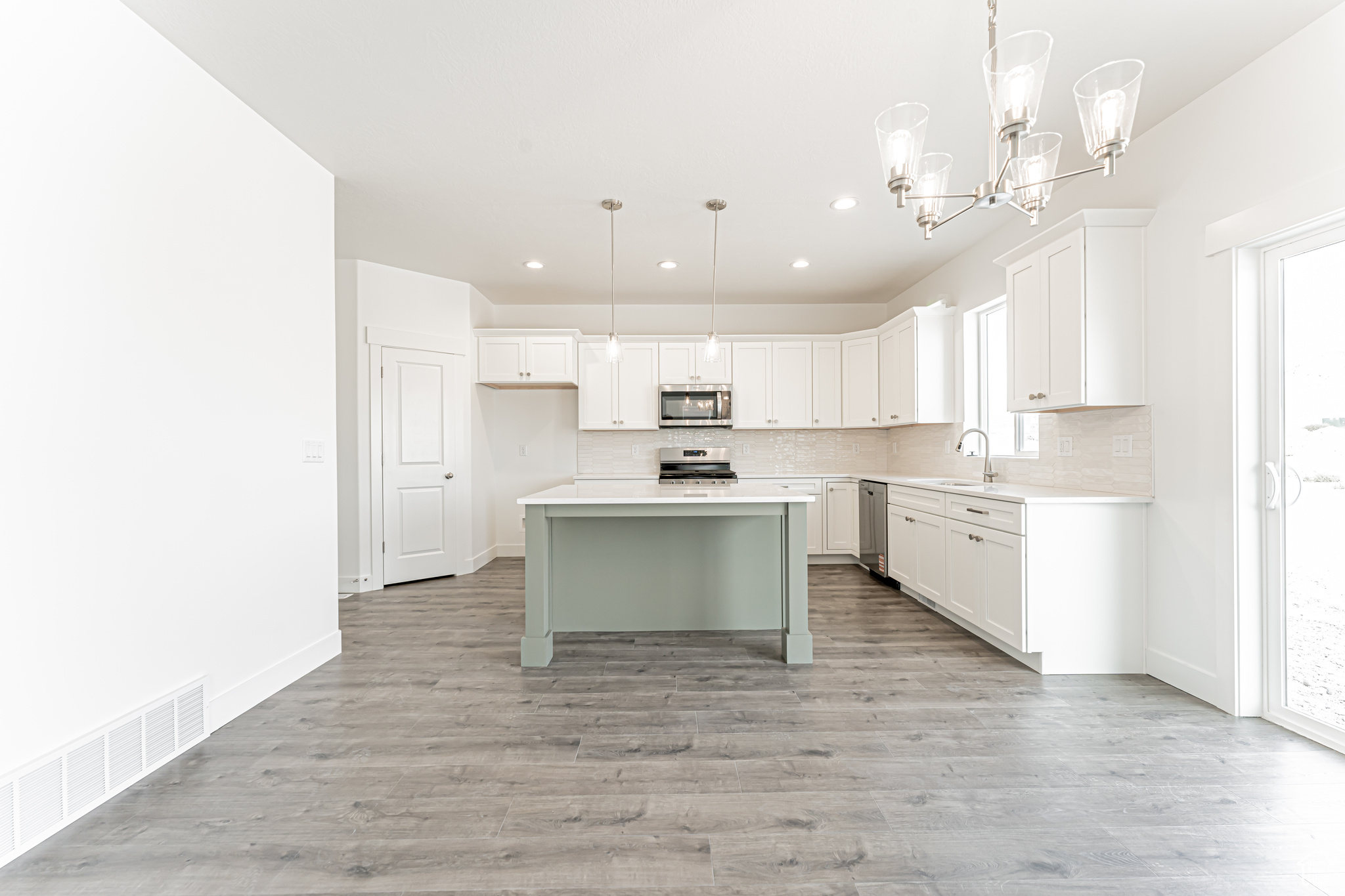 RIDGEHORNE - Residential