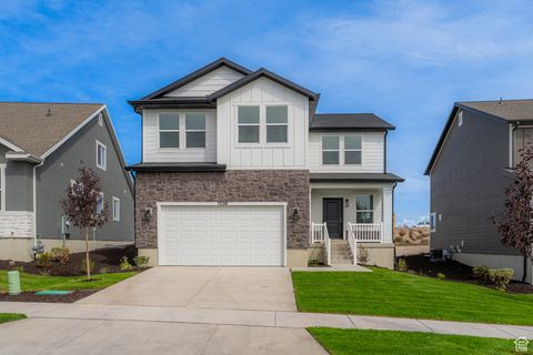 Photo of 1536 W BOSEMAN WAY #629, Saratoga Springs, UT 84045 (MLS # 2095277)