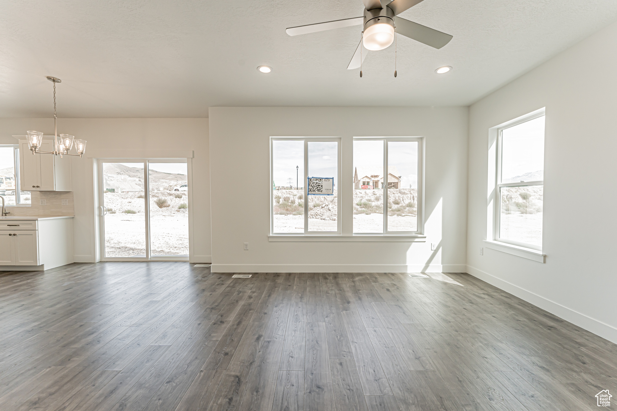 RIDGEHORNE - Residential