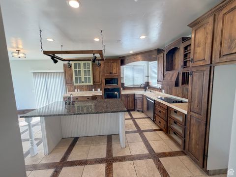 Tiny photo for 162 E SANDPIPER LN S, Saratoga Springs, UT 84045 (MLS # 2118107)