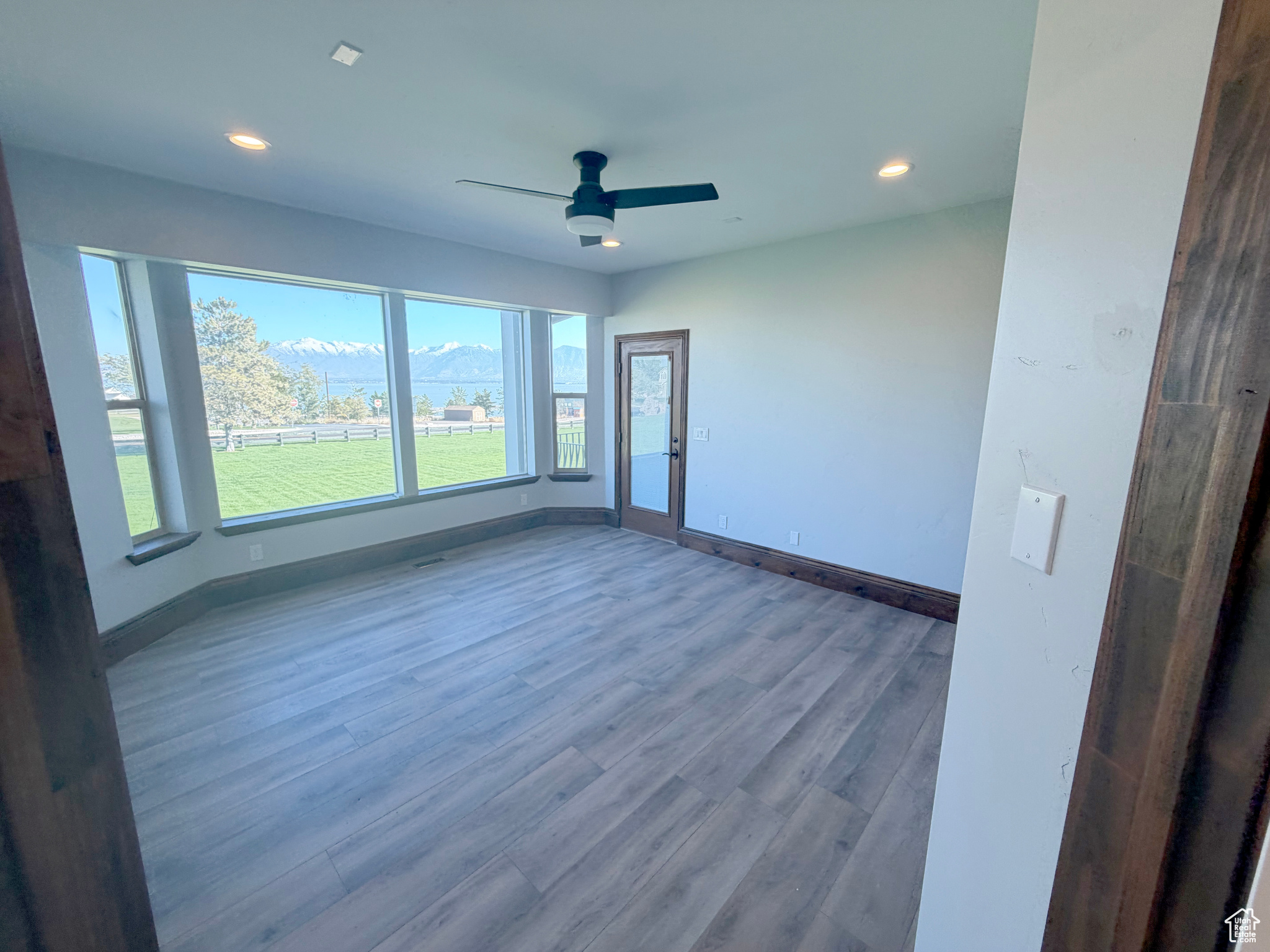 PELICAN BAY - Residential