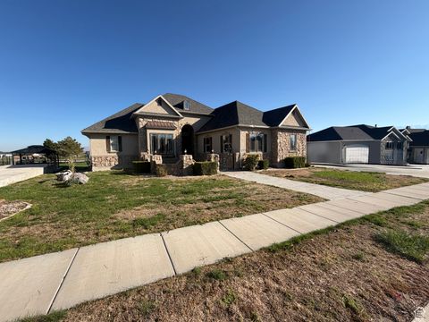 Tiny photo for 162 E SANDPIPER LN S, Saratoga Springs, UT 84045 (MLS # 2118107)
