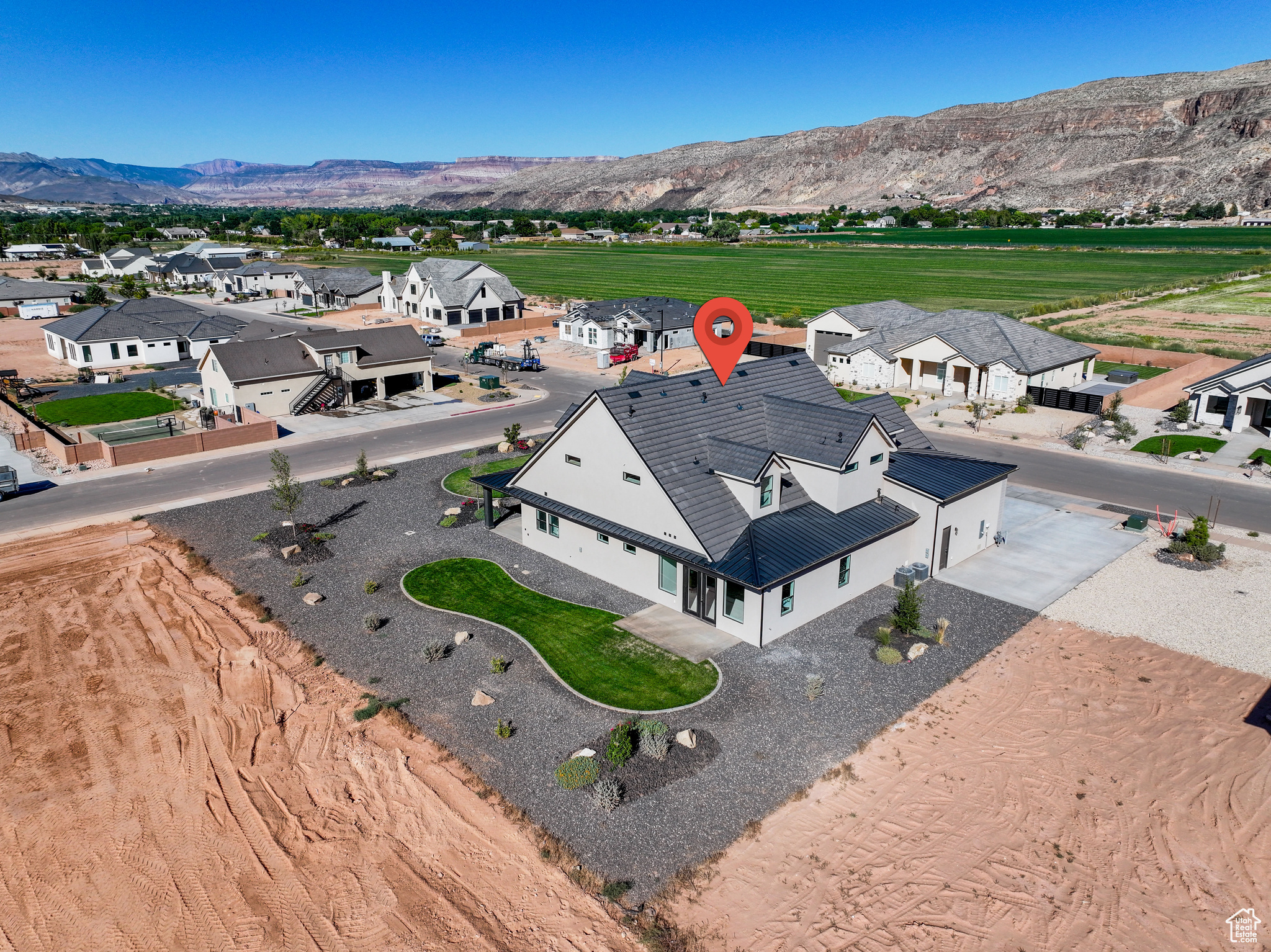 HURRICANE FIELDS ESTATES 3 - Residential