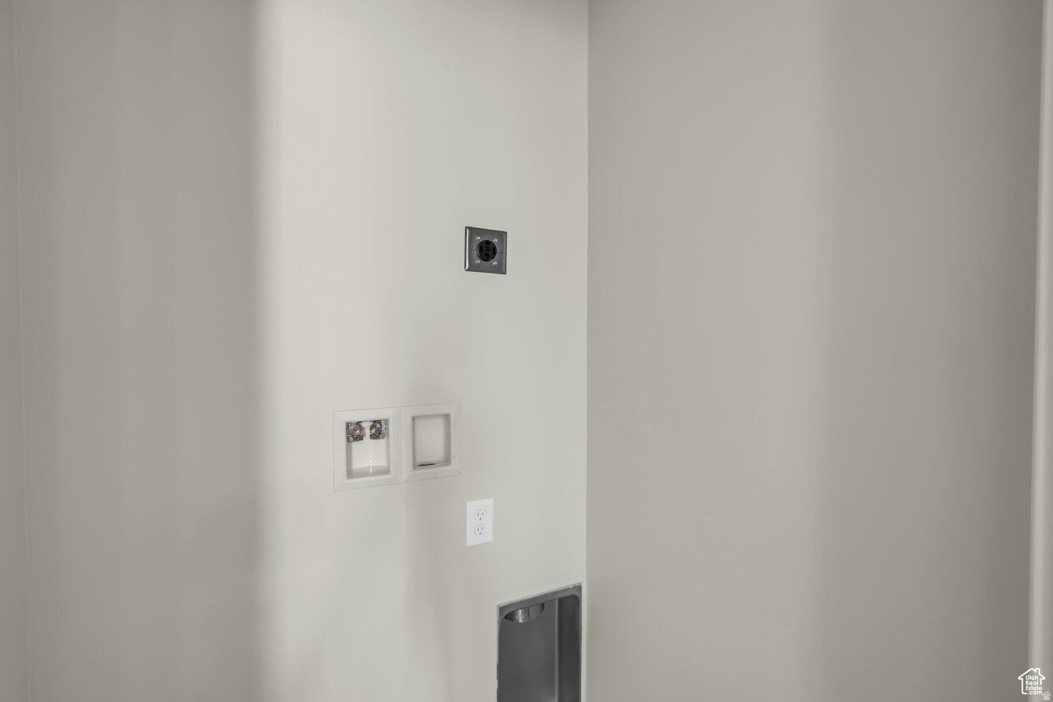 SAGE HAVEN OF DESERT COLOR - Residential