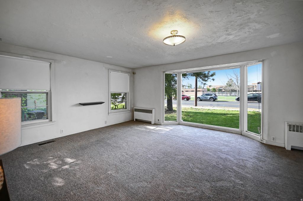 Photo of 178 W 300 S, Logan, UT 84321 (MLS # 2154601)