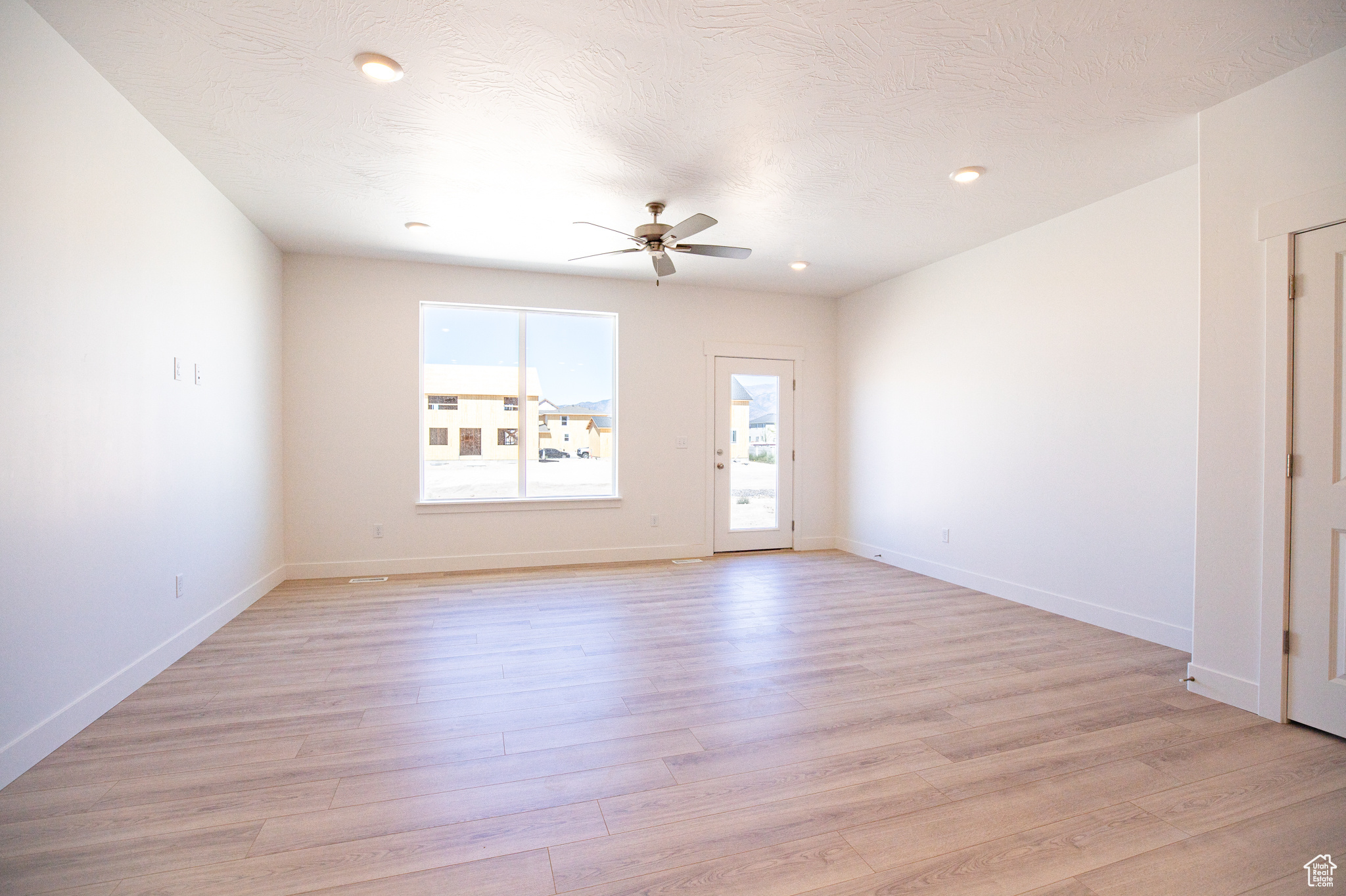 PARKWAY FIELDS SINGLES 2 - Residential