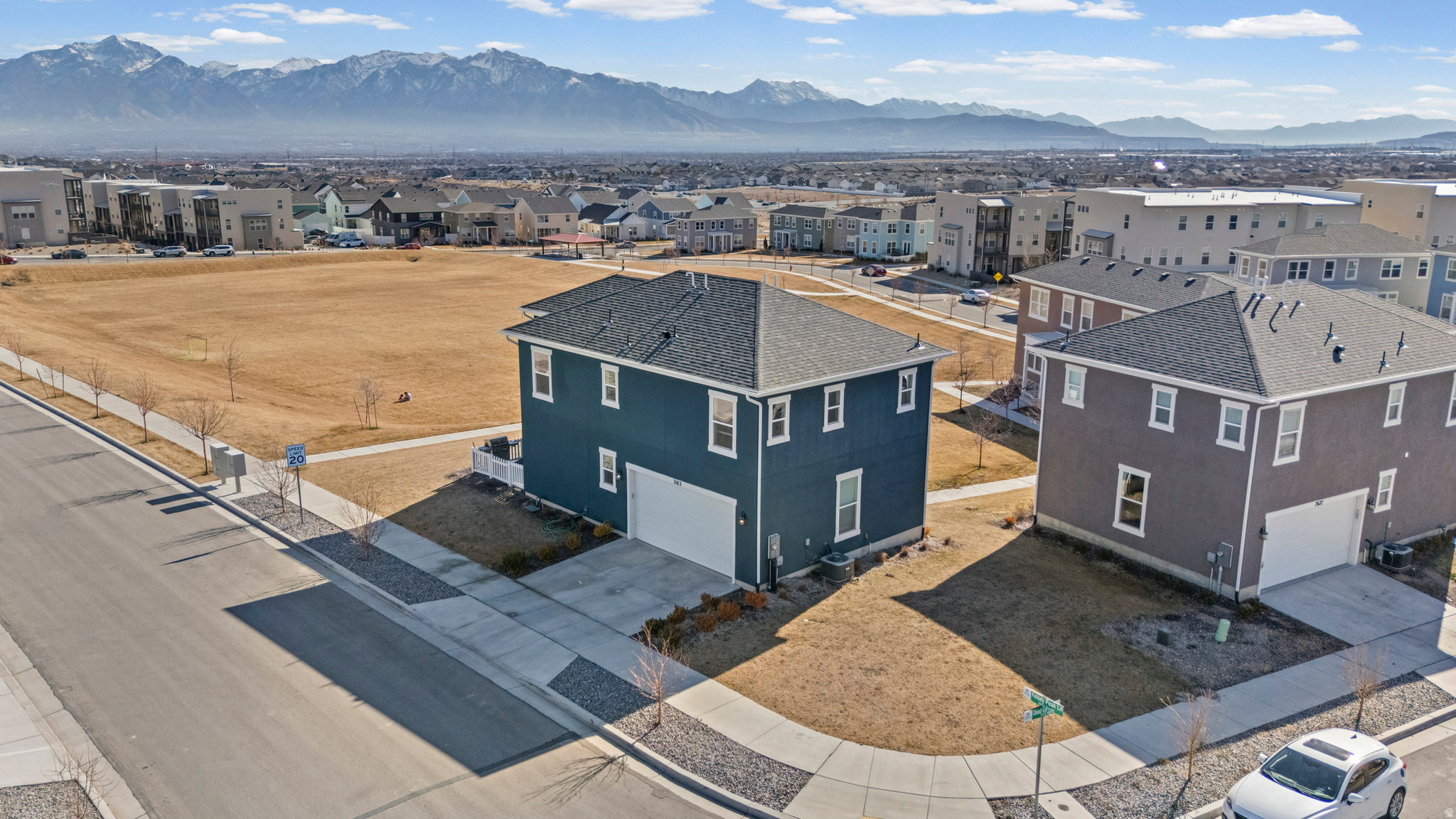 OQUIRRH WEST PHASE 1 - Residential