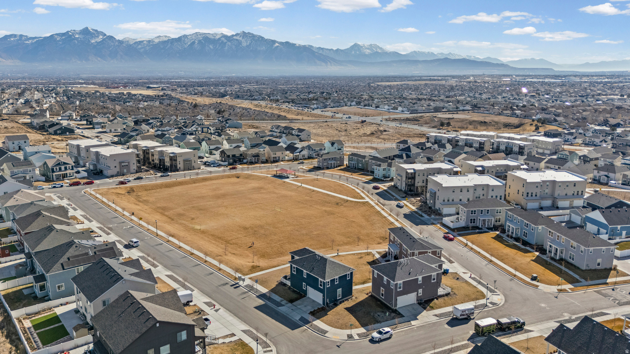 OQUIRRH WEST PHASE 1 - Residential