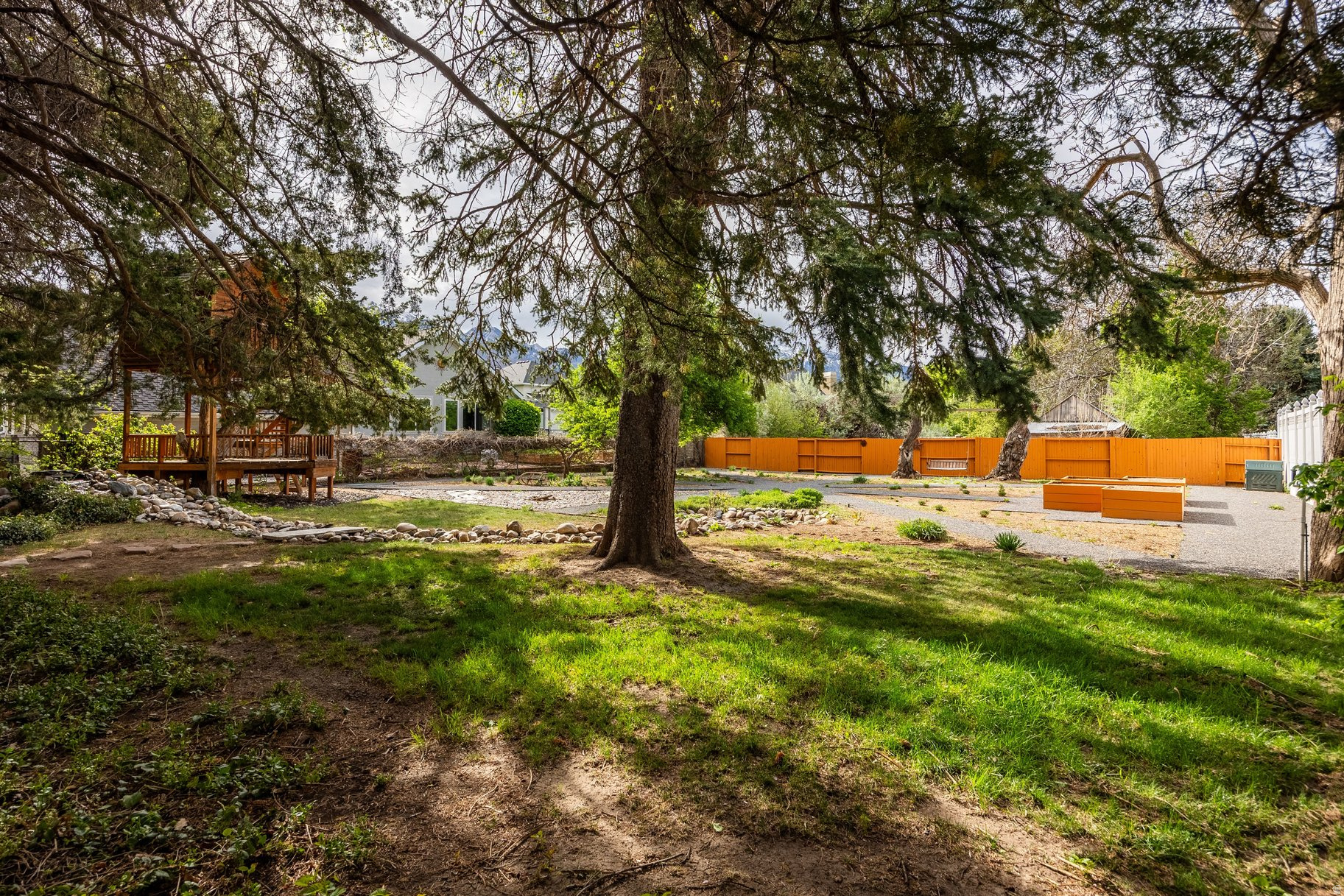 CARRIAGE PARK - Residential