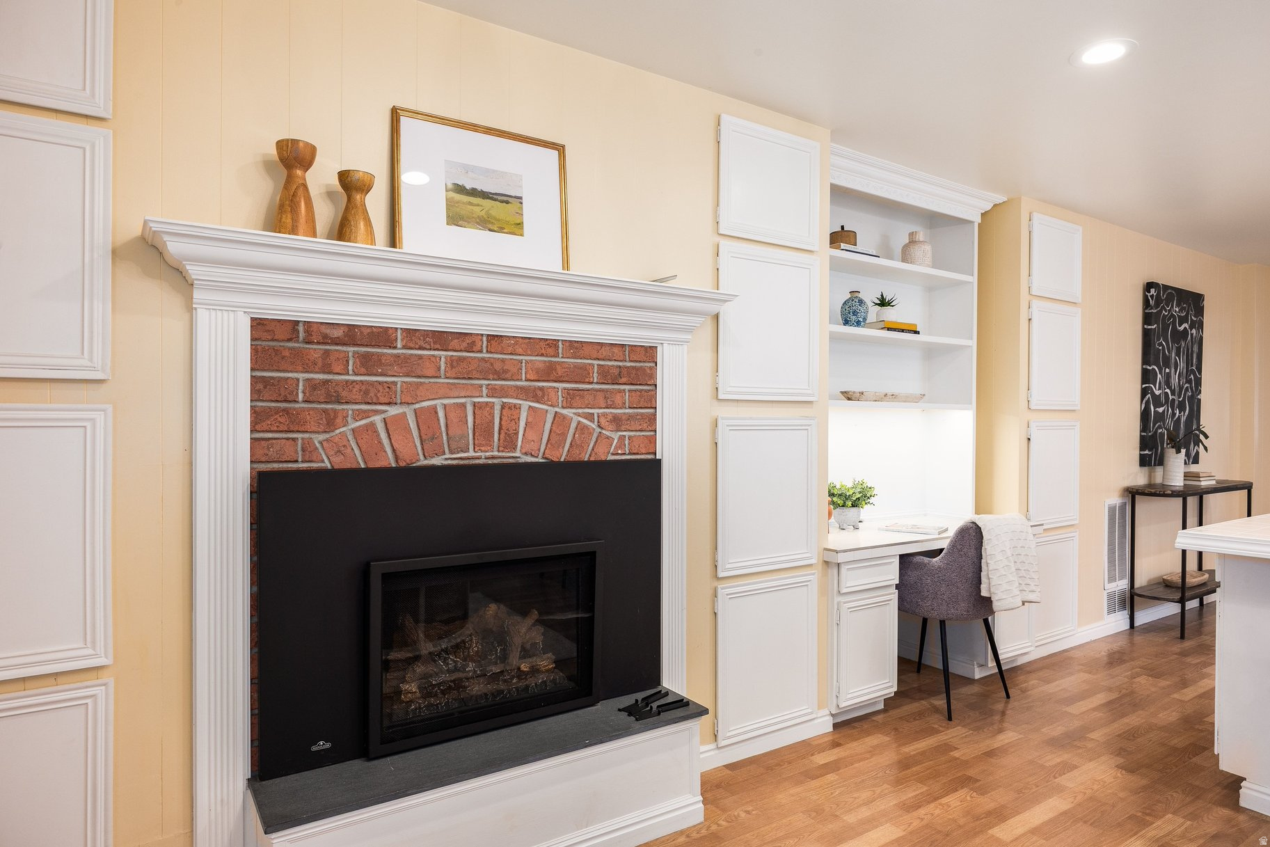 CARRIAGE PARK - Residential