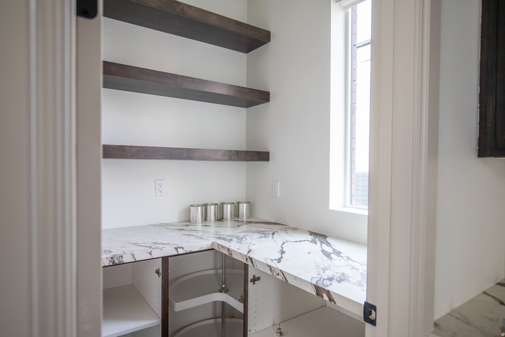 Photo of 443 W 400 N #202, Salt Lake City, UT 84103 (MLS # 2111483)