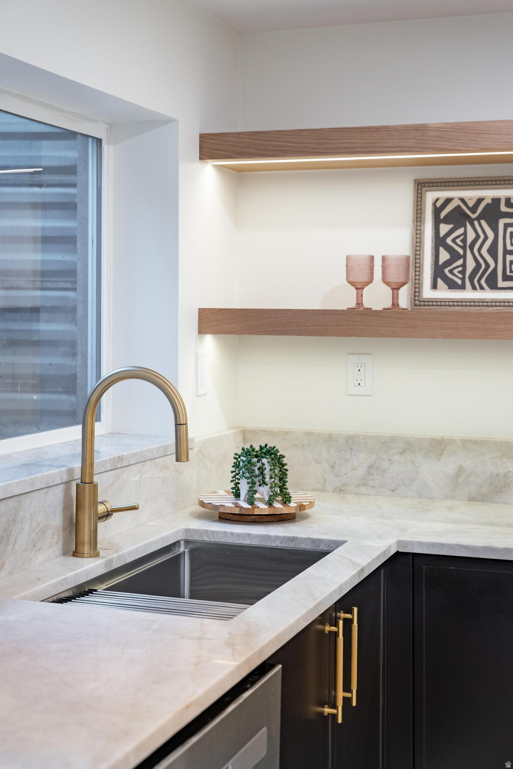 MILL HOLLOW - Residential