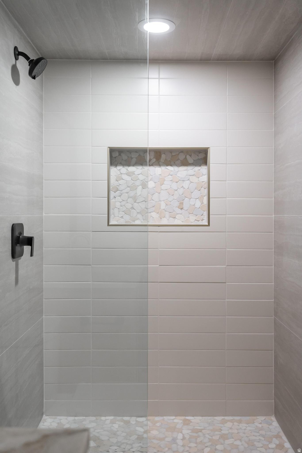 MILL HOLLOW - Residential