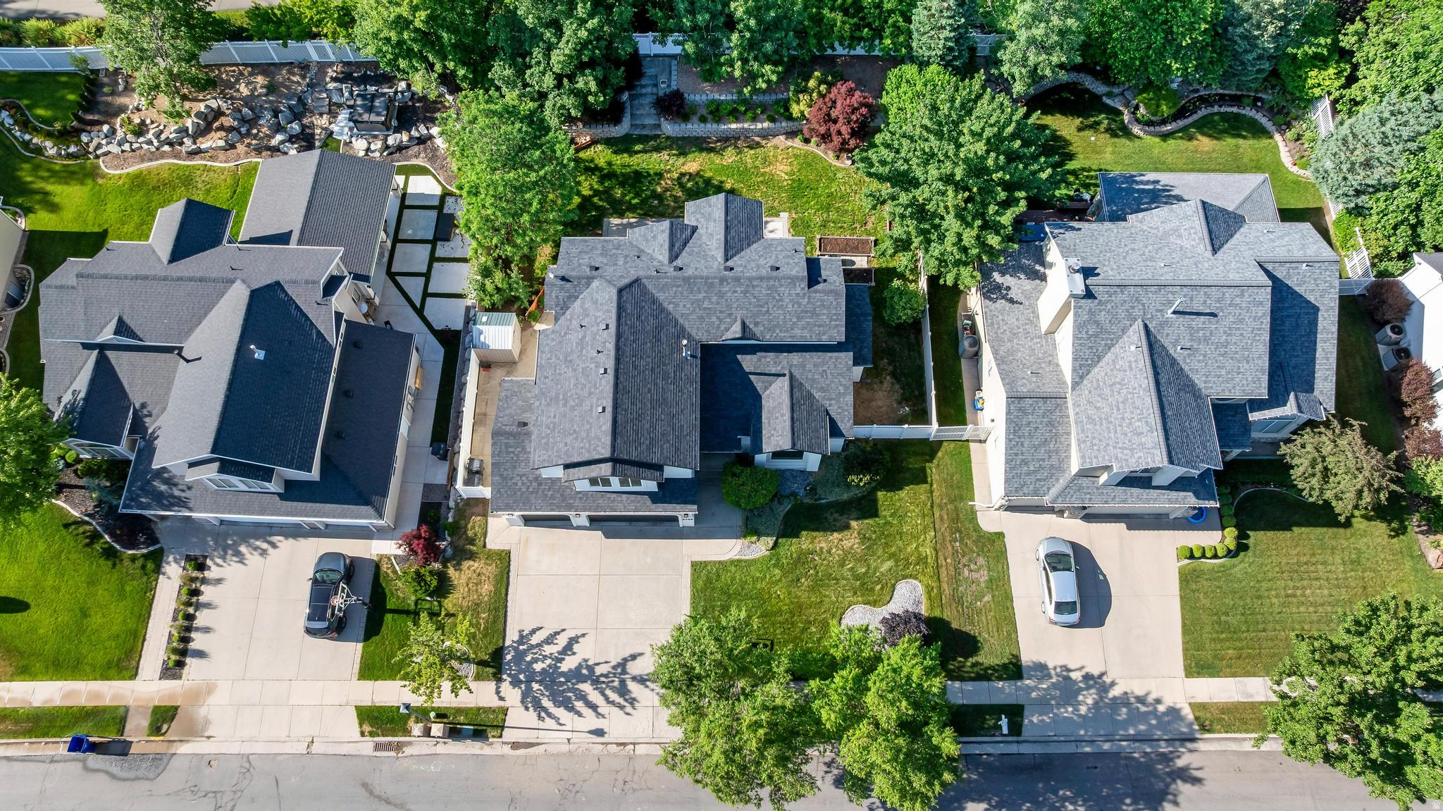 MILL HOLLOW - Residential