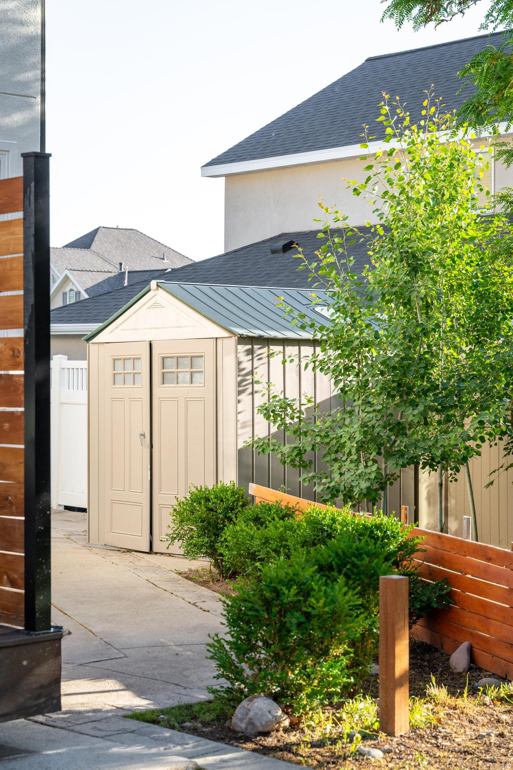 MILL HOLLOW - Residential