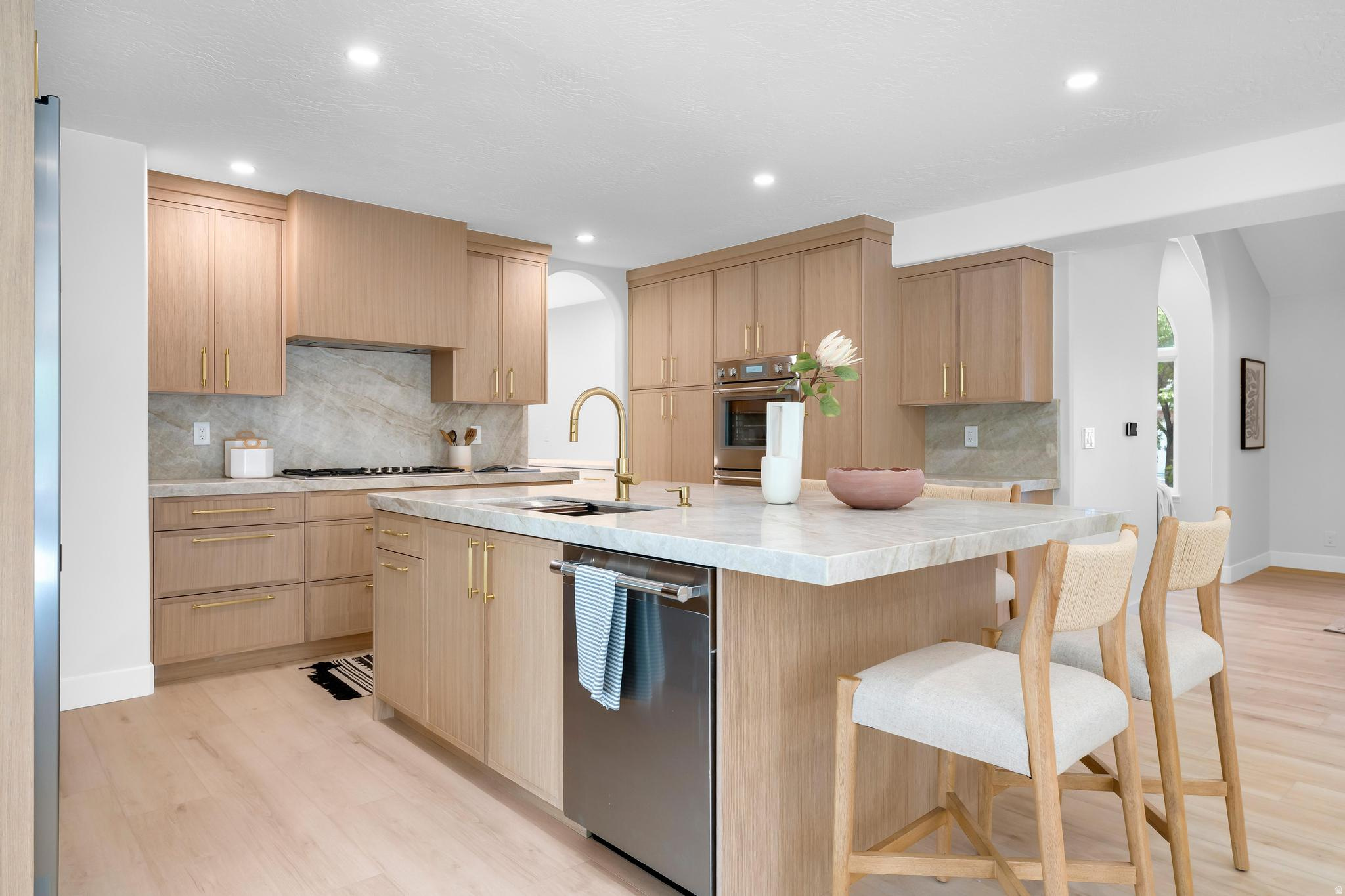 MILL HOLLOW - Residential