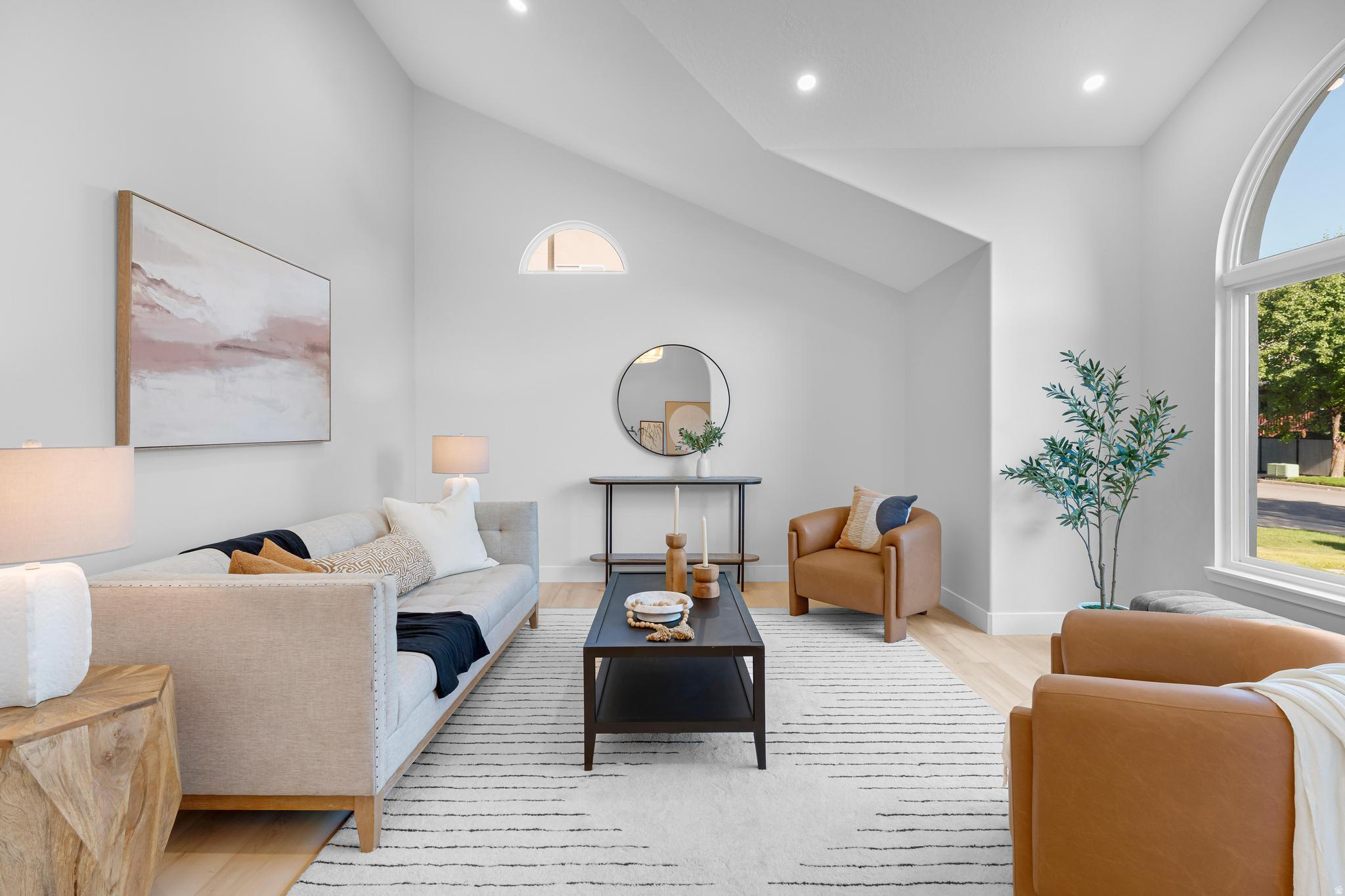 MILL HOLLOW - Residential