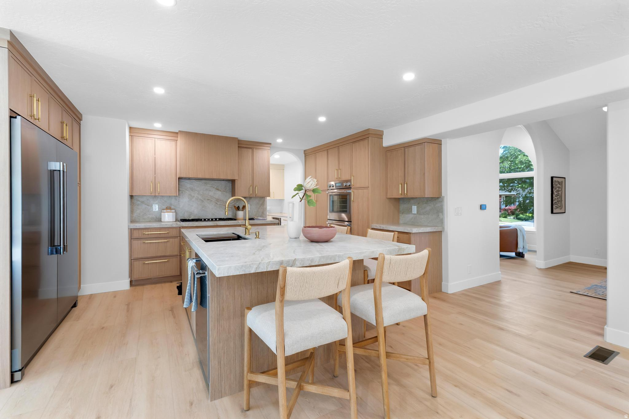 MILL HOLLOW - Residential